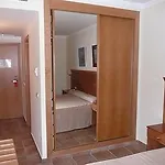 Dona Catalina Otel