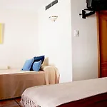 Otel Dona Catalina 3*