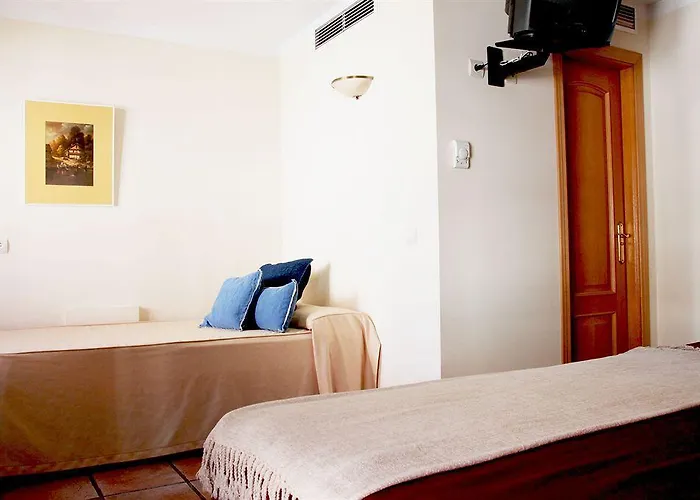 Hotel Dona Catalina 3*