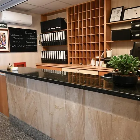 卡塔莉娜夫人酒店 酒店 马尔韦利亚