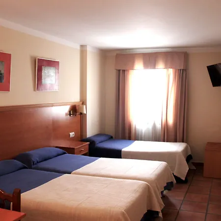 卡塔莉娜夫人酒店 3*