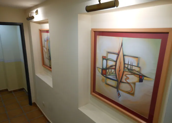 Dona Catalina Готель