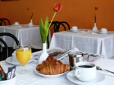 Готель Dona Catalina