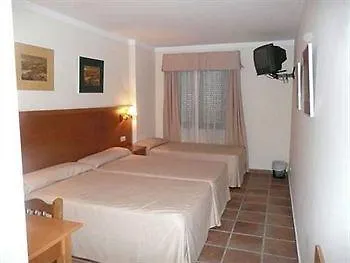 Hotel Dona Catalina 3*
